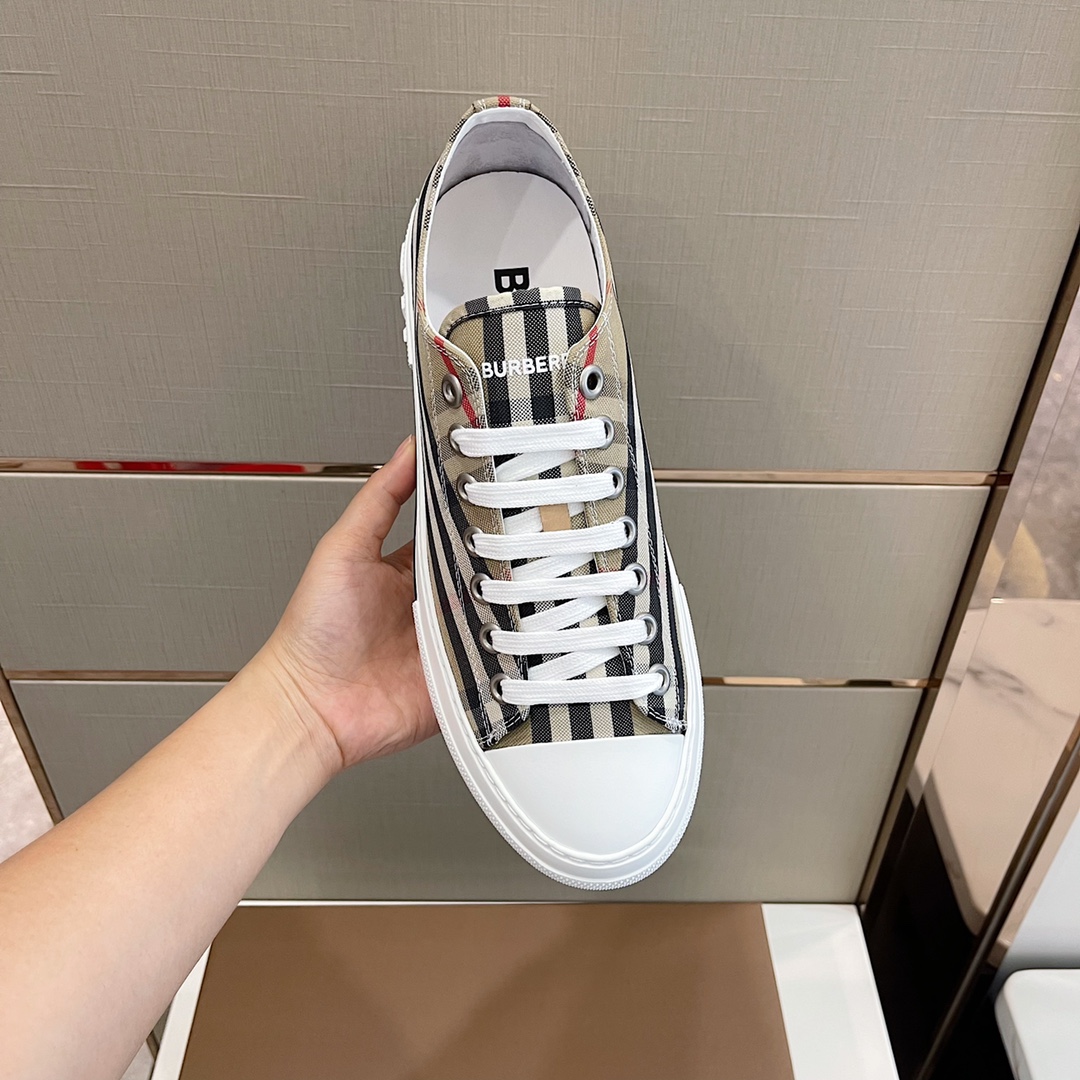 Burberry Check Cotton Sneakers - FashionPlug