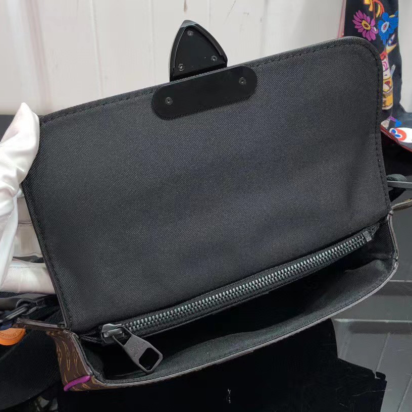 Louis Vuitton S Lock Sling Bag(21-15-4cm)    M45807 - FashionPlug