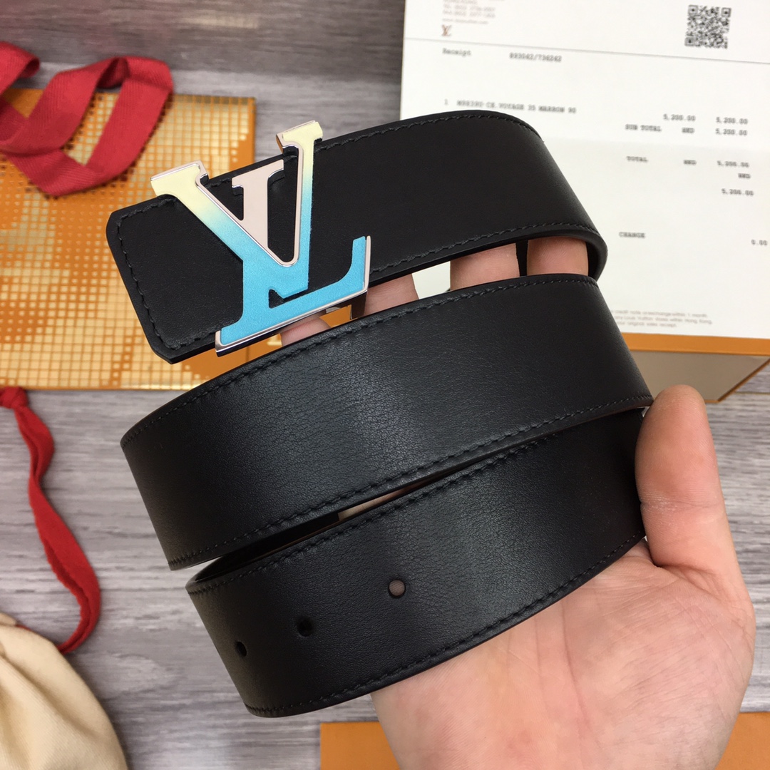 Louis Vuitton Shape 40MM Reversible Belt - FashionPlug