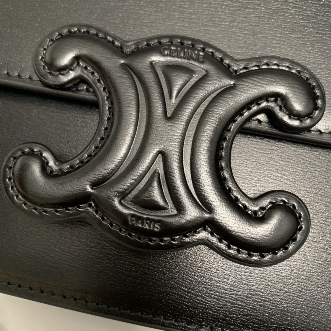 Celine Teen Bag Cuir Triomphe In Shiny Calfskin Black(18.5-14-8cm) - FashionPlug