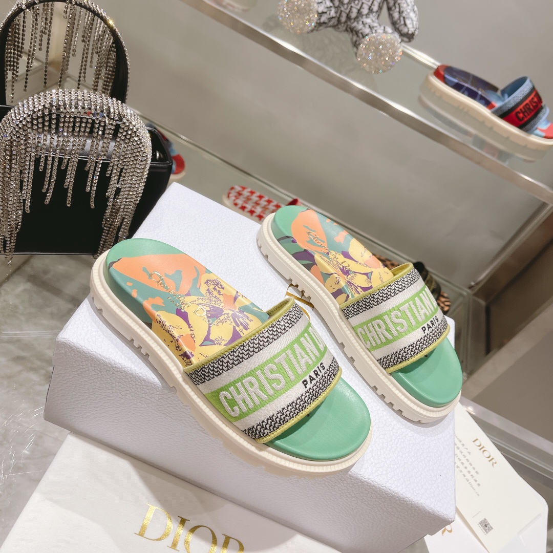 Dior Dway Slide - FashionPlug