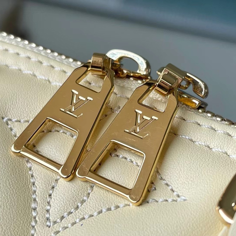 Louis Vuitton Alma BB Handbag(24.5-18-12CM)  M59821 - FashionPlug