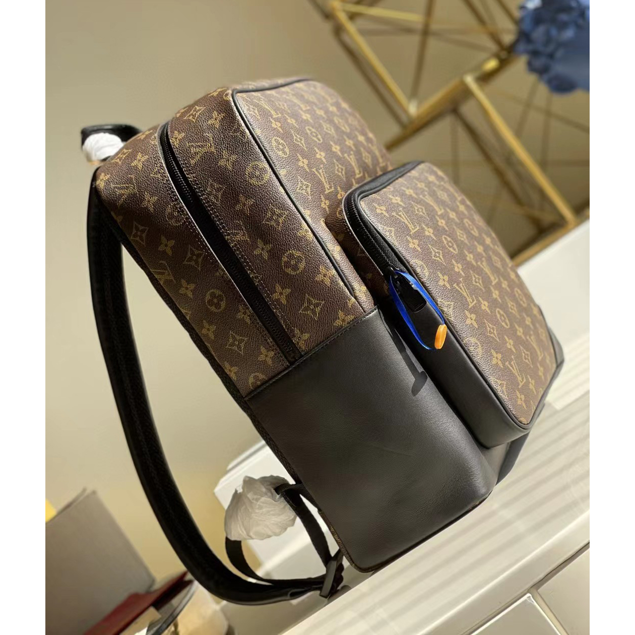 Louis Vuitton Dean Backpack(31-41.5-15cm)   M45335 - FashionPlug