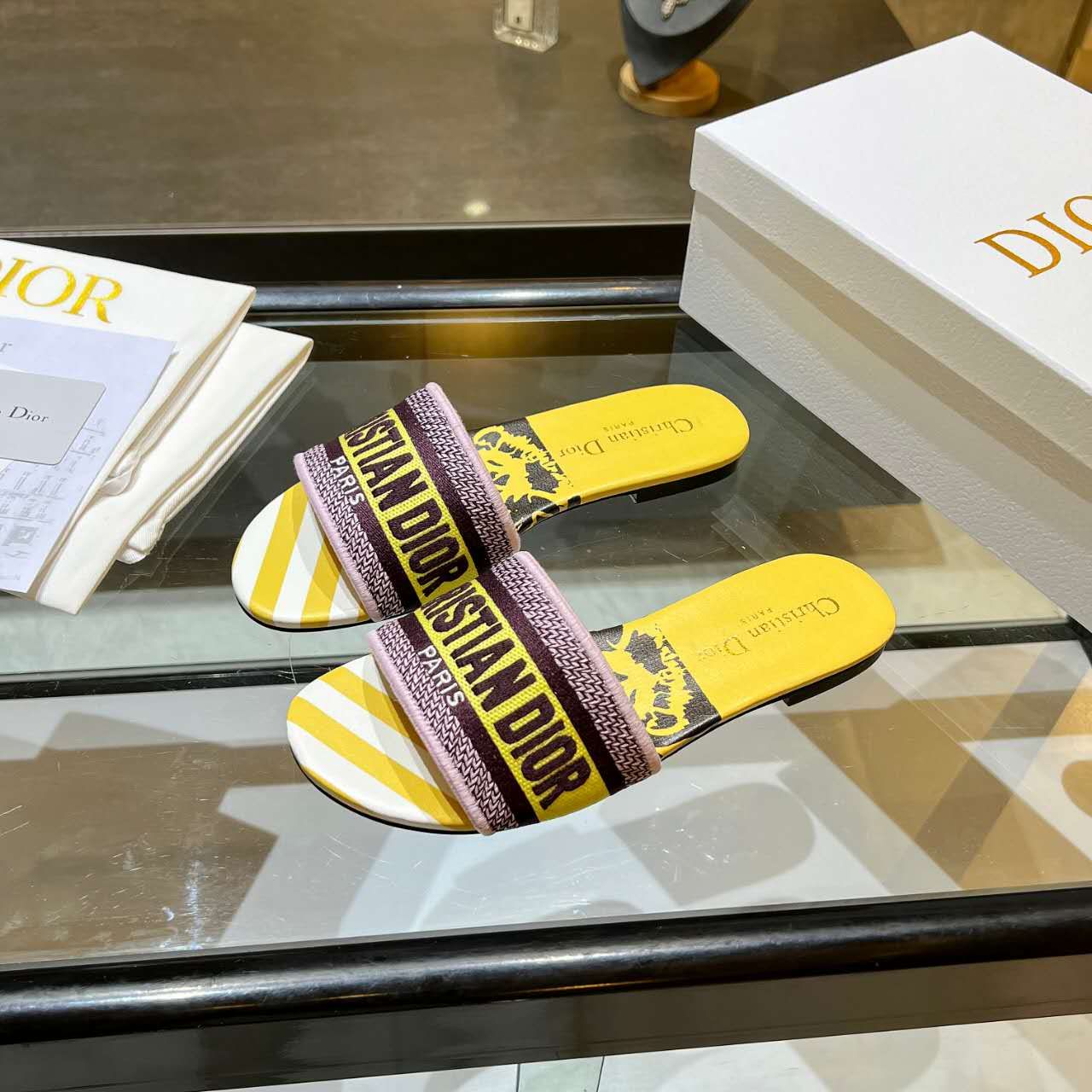 Dior Women Slides - FashionPlug