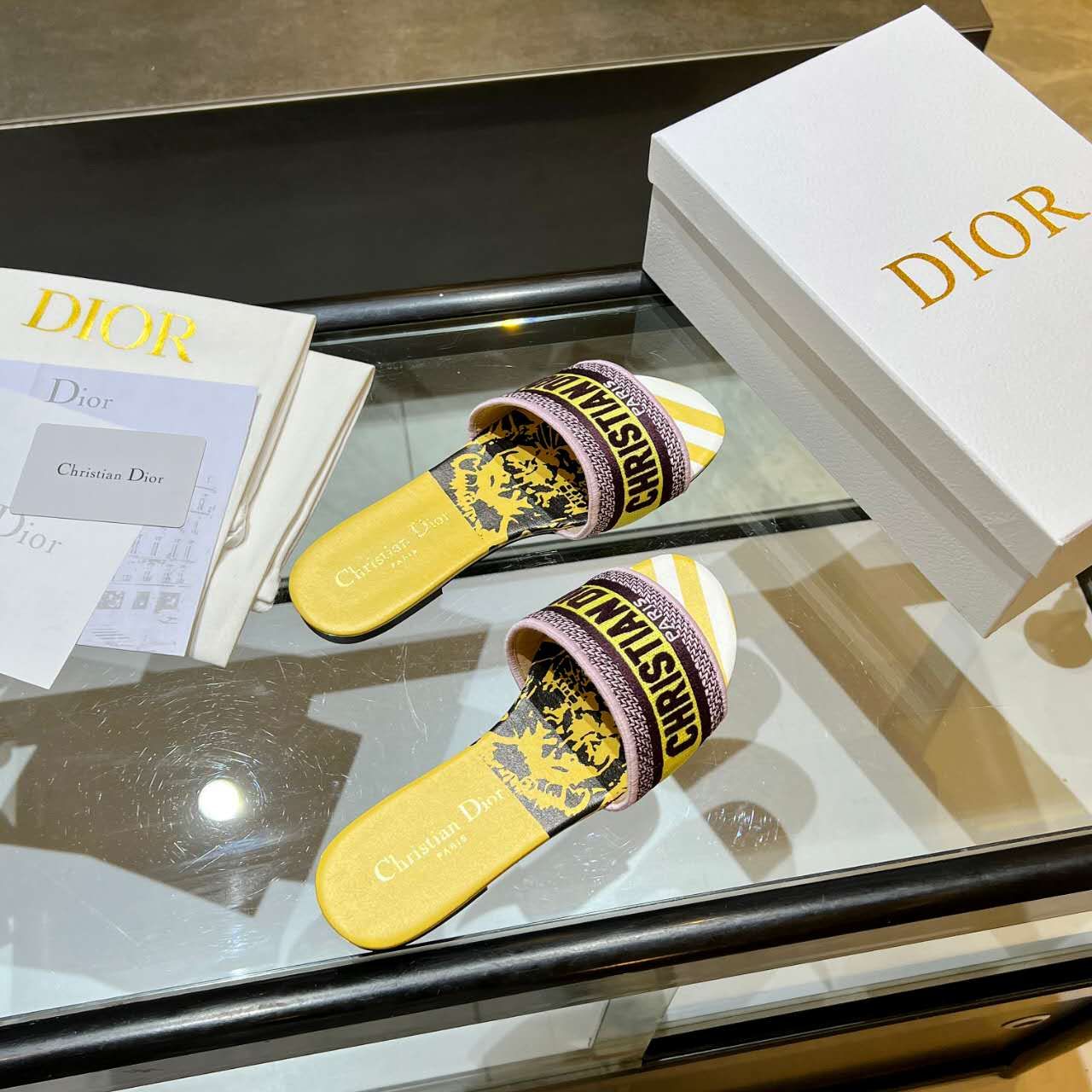 Dior Women Slides - FashionPlug