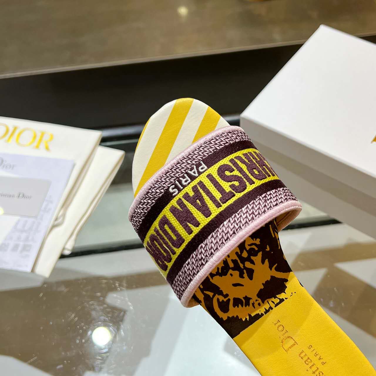 Dior Women Slides - FashionPlug