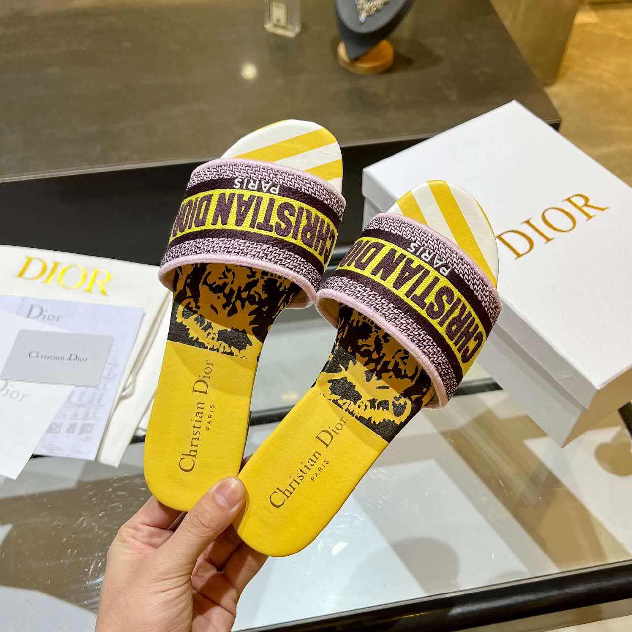 Dior Women Slides - FashionPlug