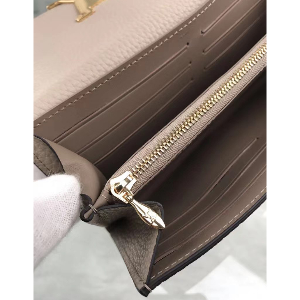 Louis Vuitton Capucines Wallet(19-10-2cm )  M61249 - FashionPlug