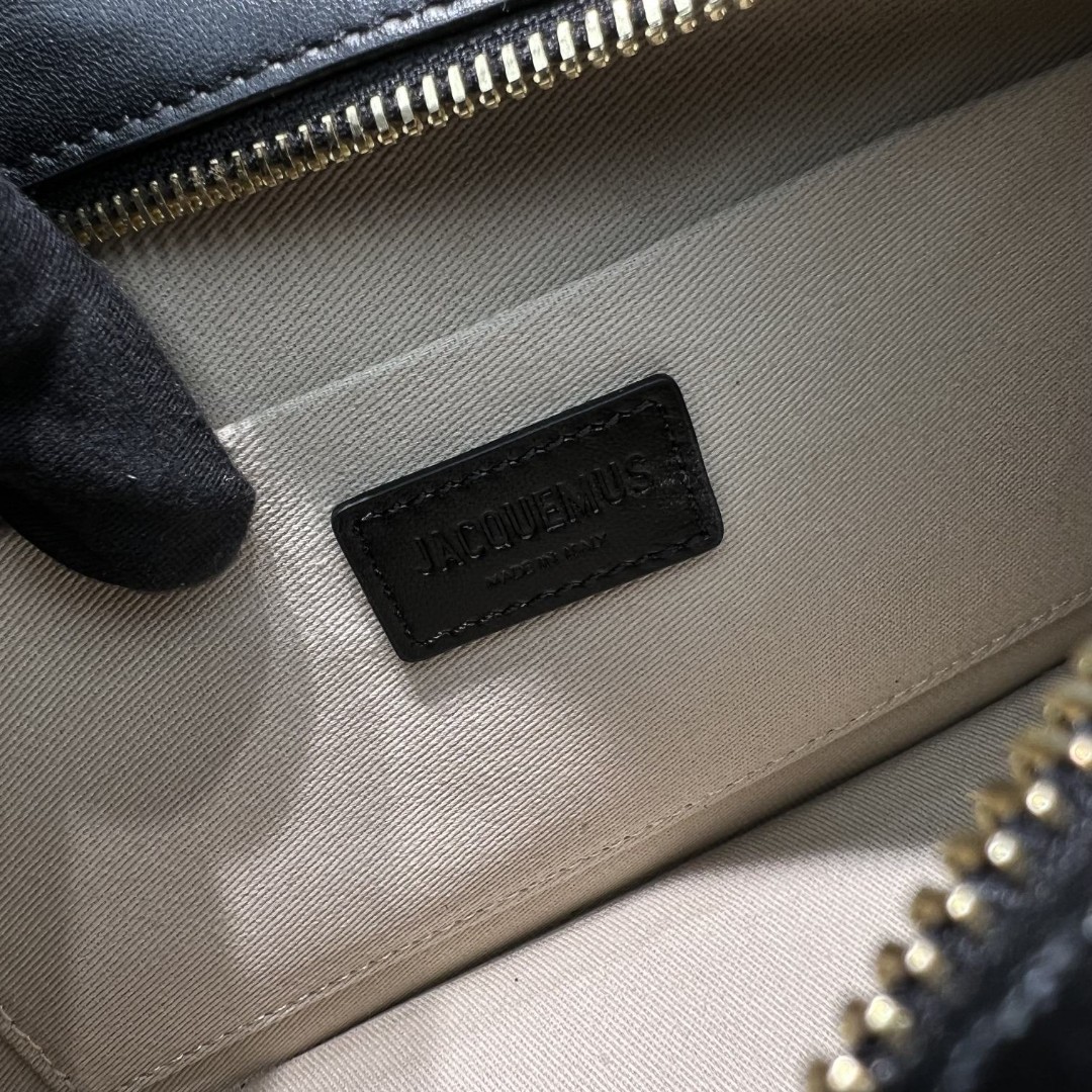Jacquemus La Vague Ocean Curve Shoulder Bag(33-14.5-6cm) - FashionPlug