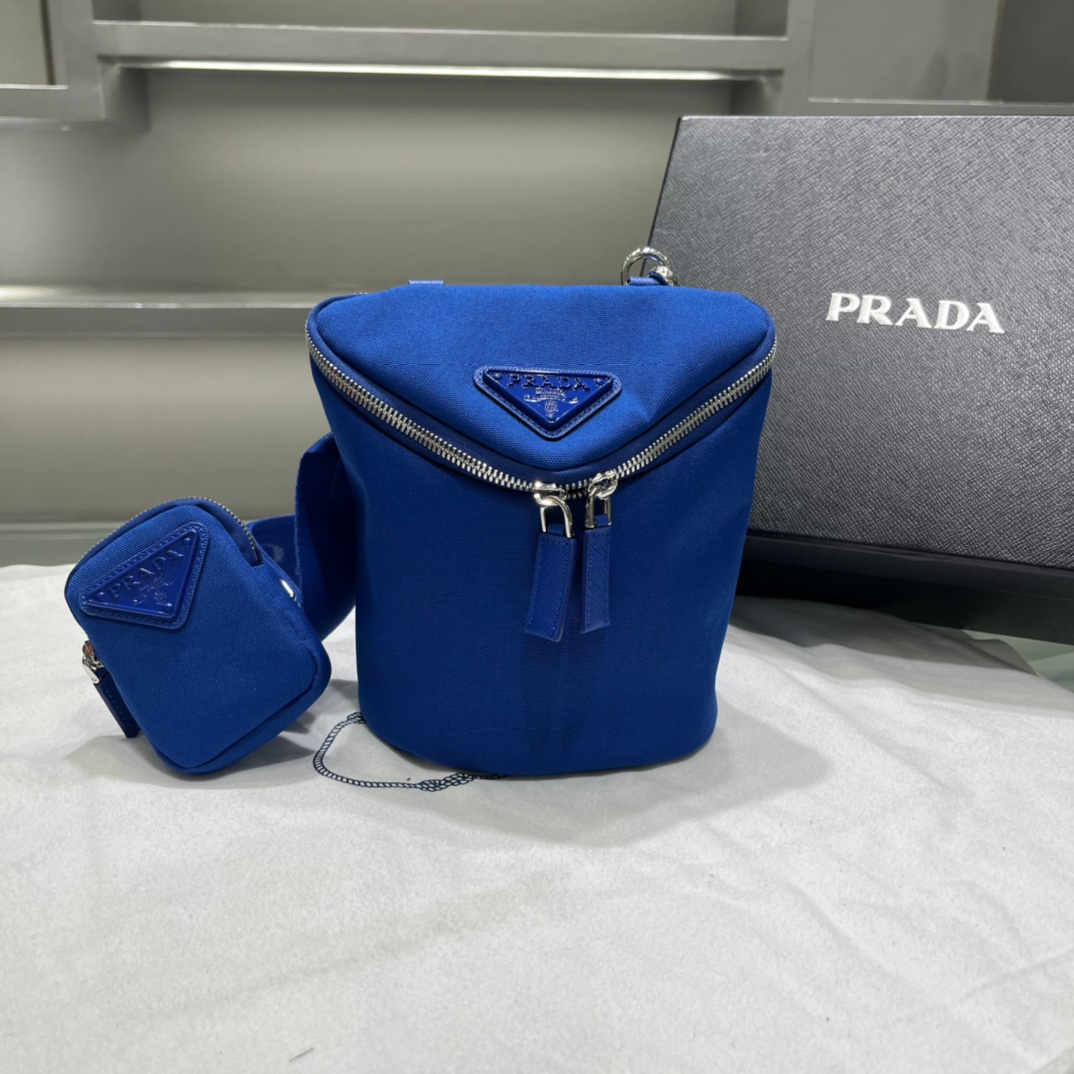 Prada Canvas Shoulder Bag(21-15-15cm)   2VH147 - FashionPlug