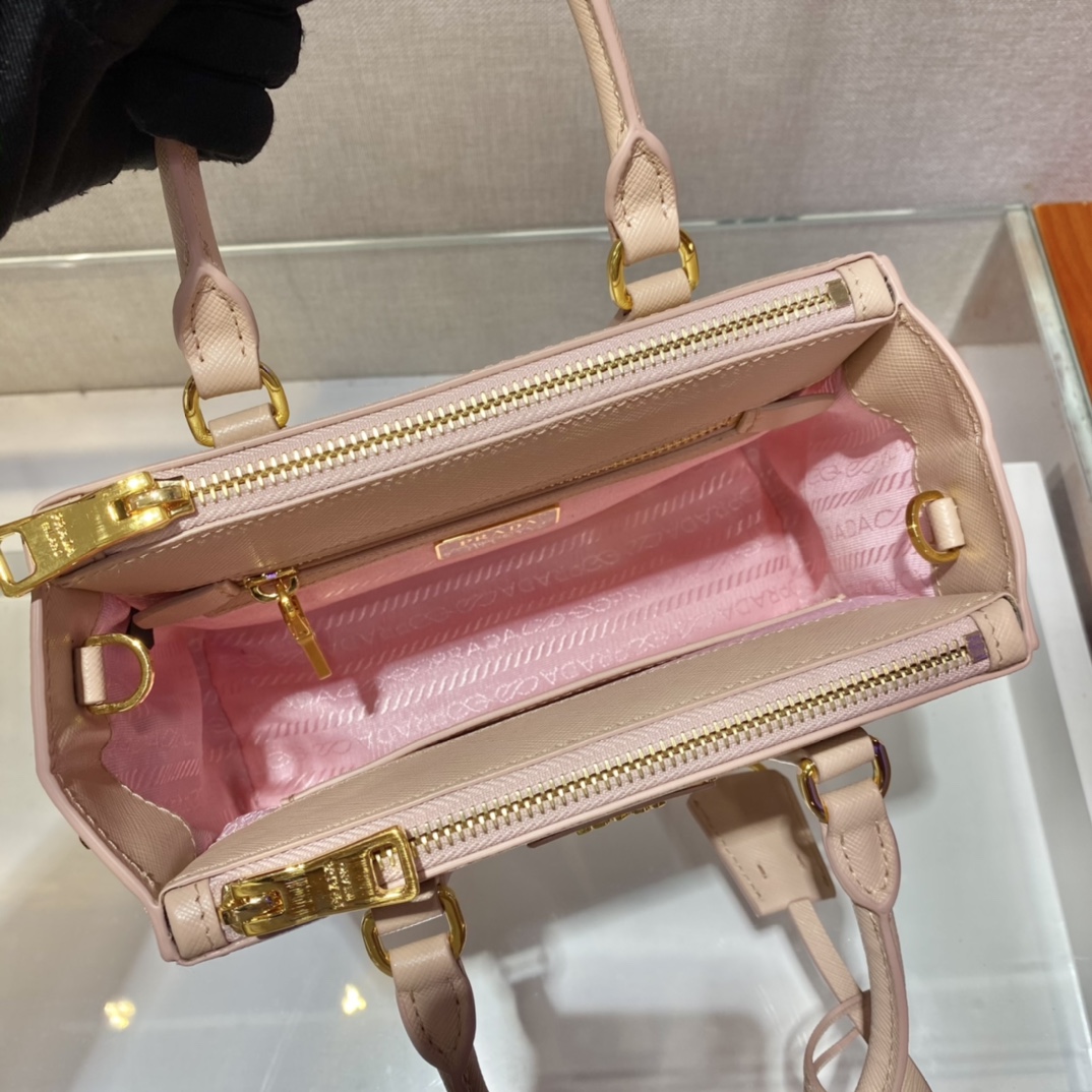 Prada Galleria Saffiano Leather Micro-Bag(20-14.5-9.5cm)   1BA906 - FashionPlug