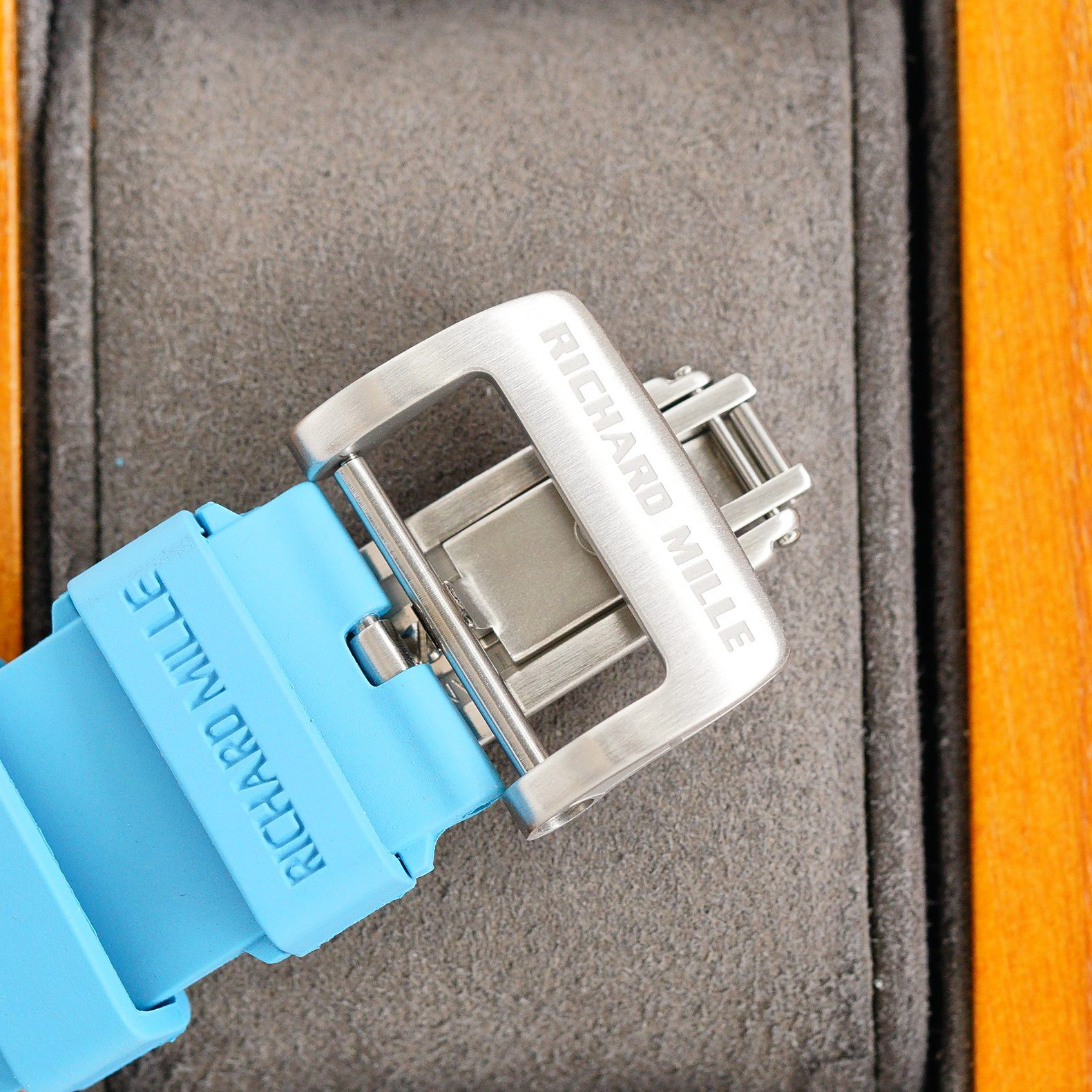 Richard Miller RM11-03 Watch(40x50x16mm  ) - FashionPlug