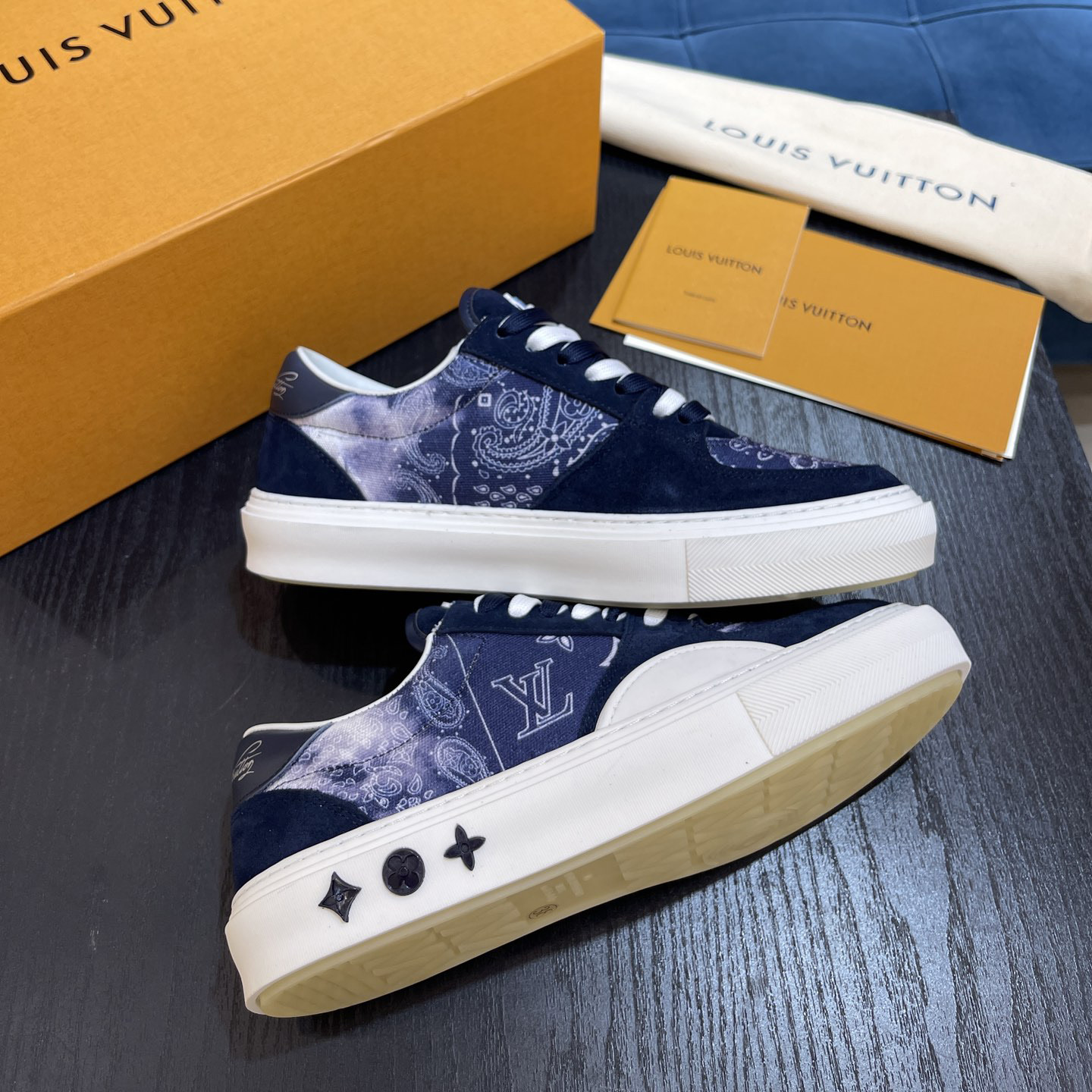 Louis Vuitton LV Ollie Sneaker       1AA7ME - FashionPlug