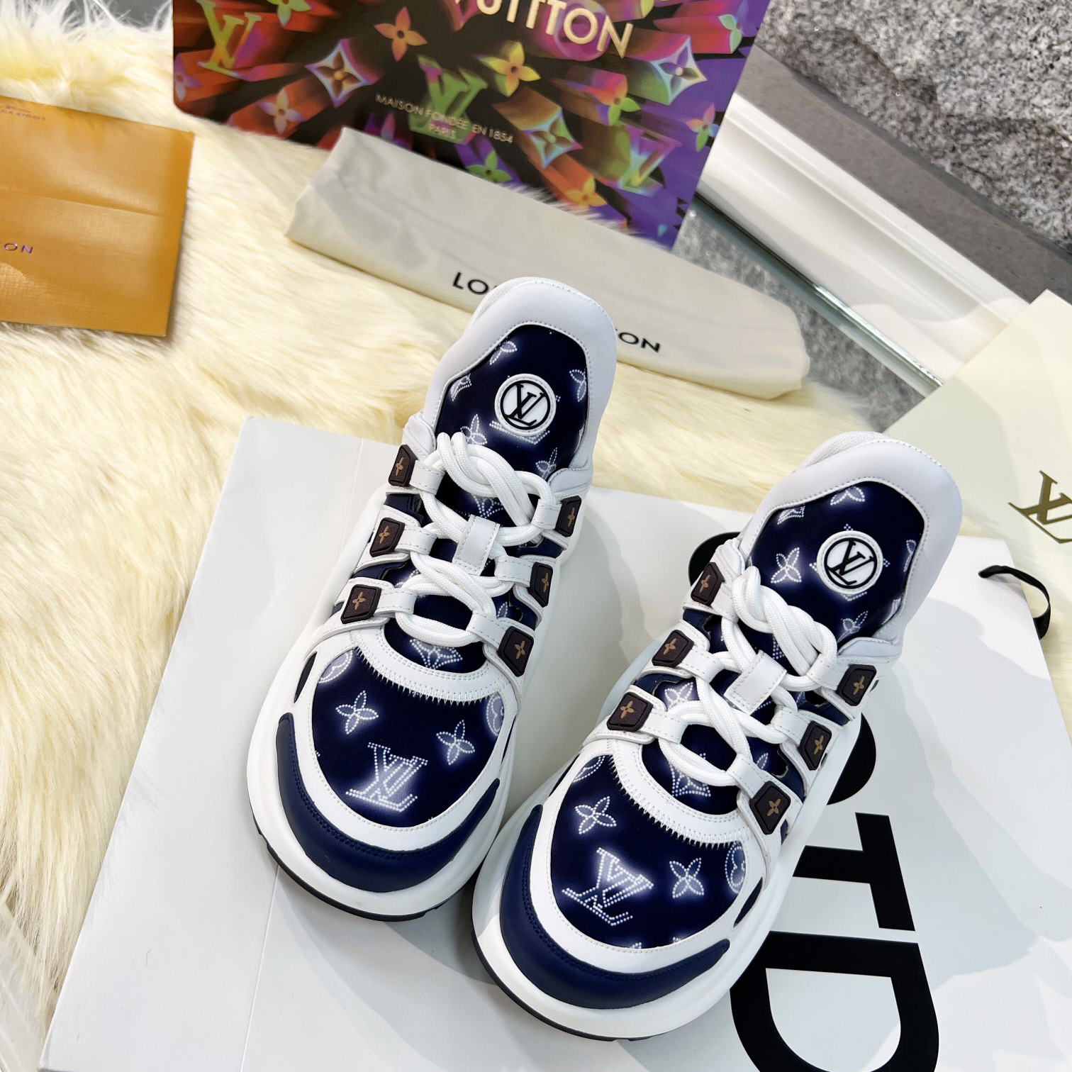 Louis Vuitton LV Archlight Sneaker   1A9RX2 - FashionPlug