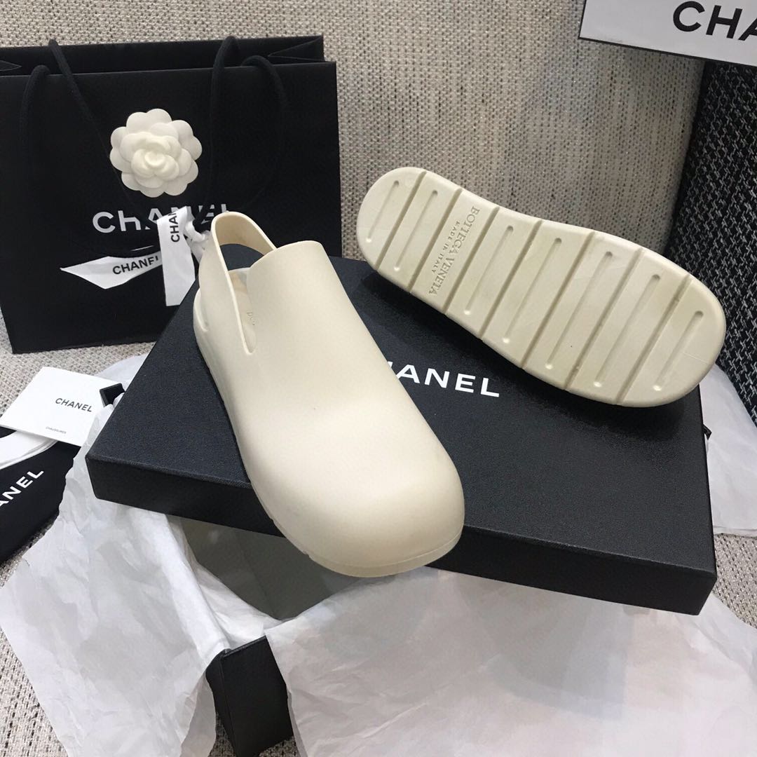 Bottega Veneta Puddle - FashionPlug