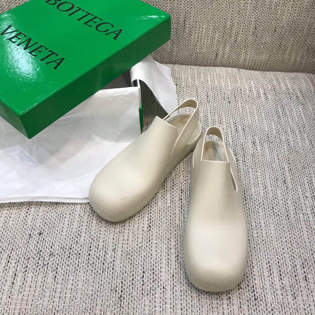 Bottega Veneta Puddle - FashionPlug