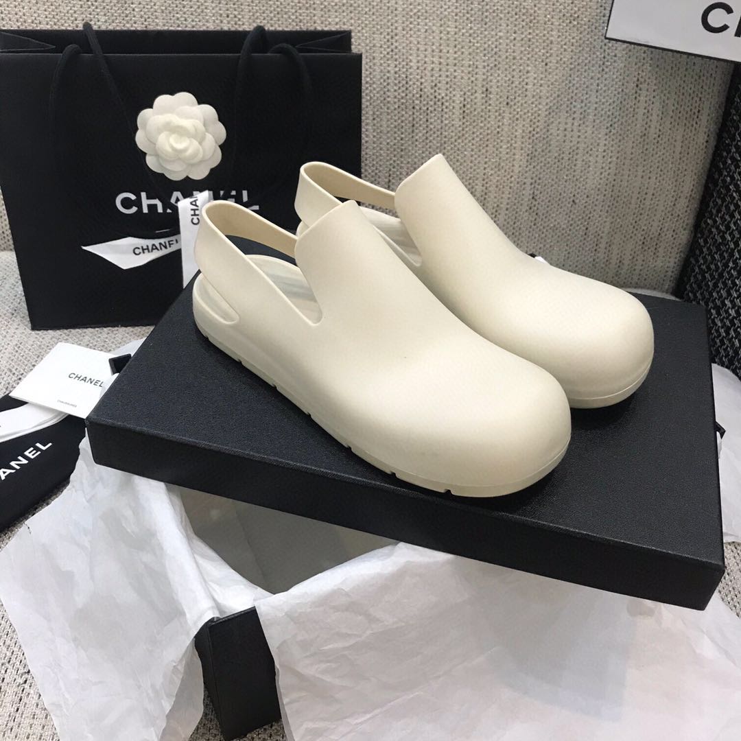 Bottega Veneta Puddle - FashionPlug
