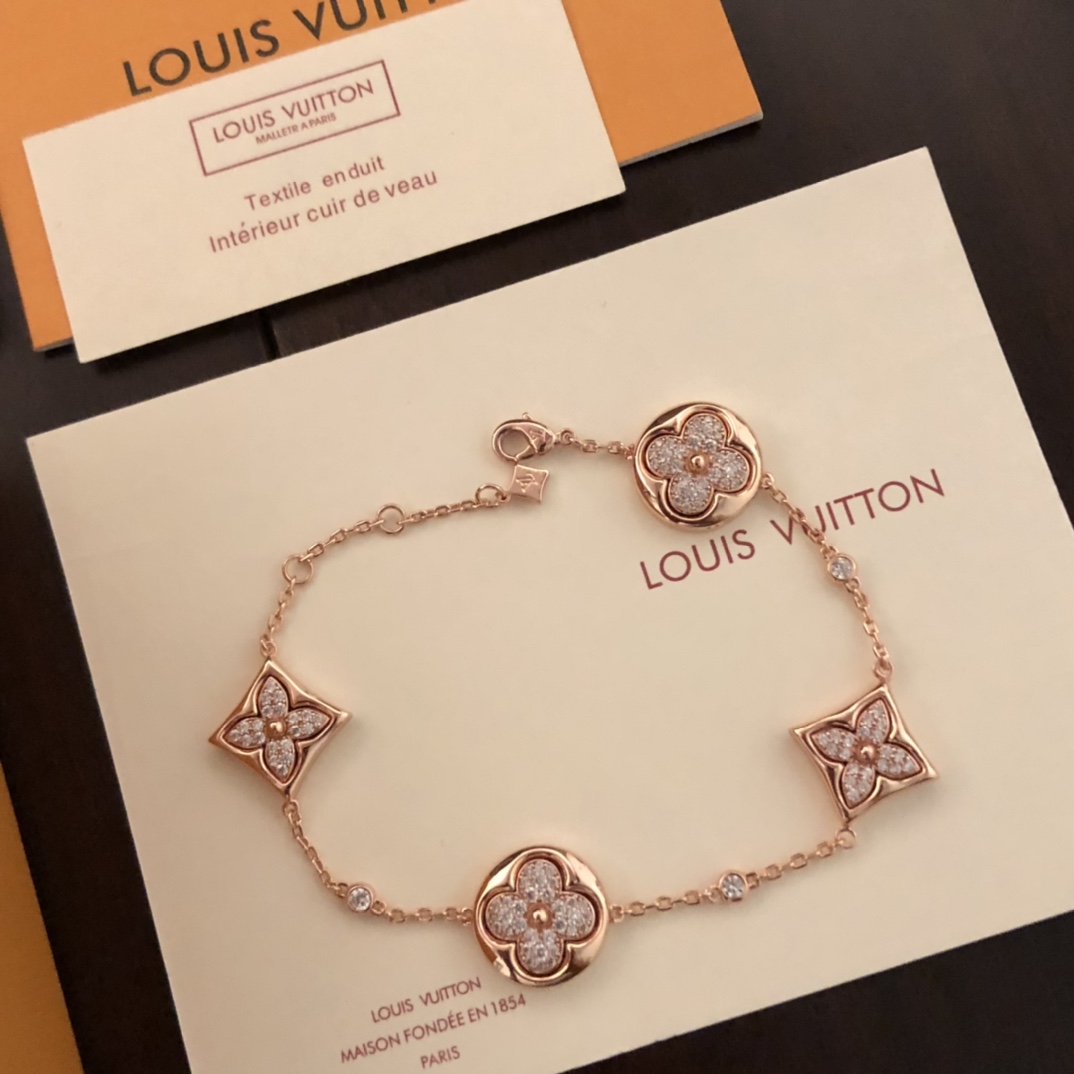 Louis Vuitton Color Blossom BB Multi-Motifs Bracelet   Q95650 - FashionPlug