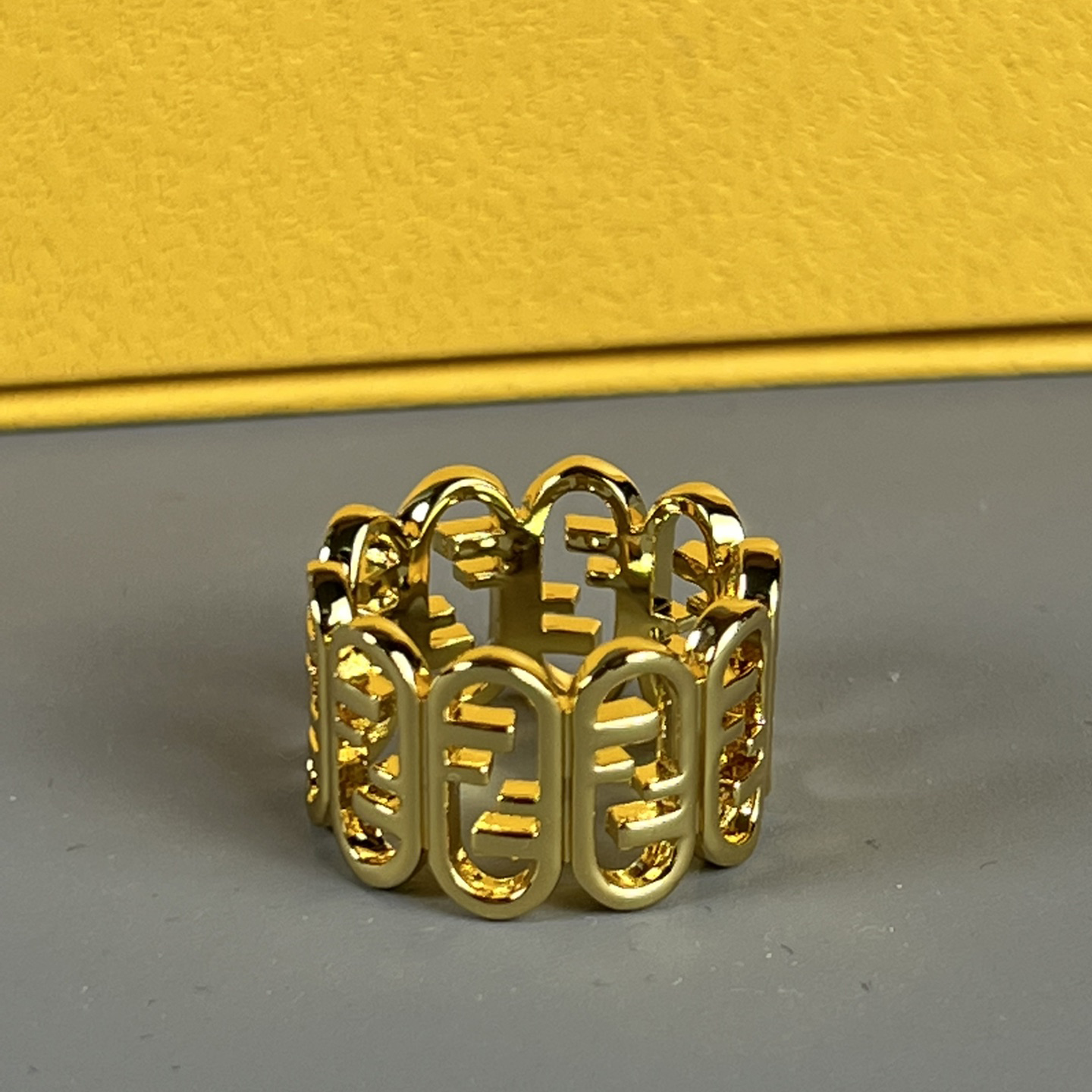 Fendi Fendi O’Lock Gold-Coloured Ring - FashionPlug