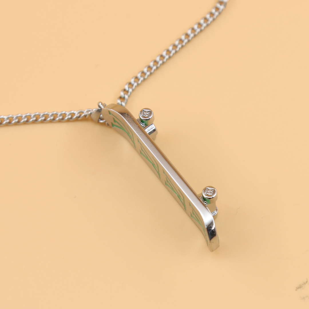 Louis Vuitton LV Skateboard Pendant   MP3277 - FashionPlug