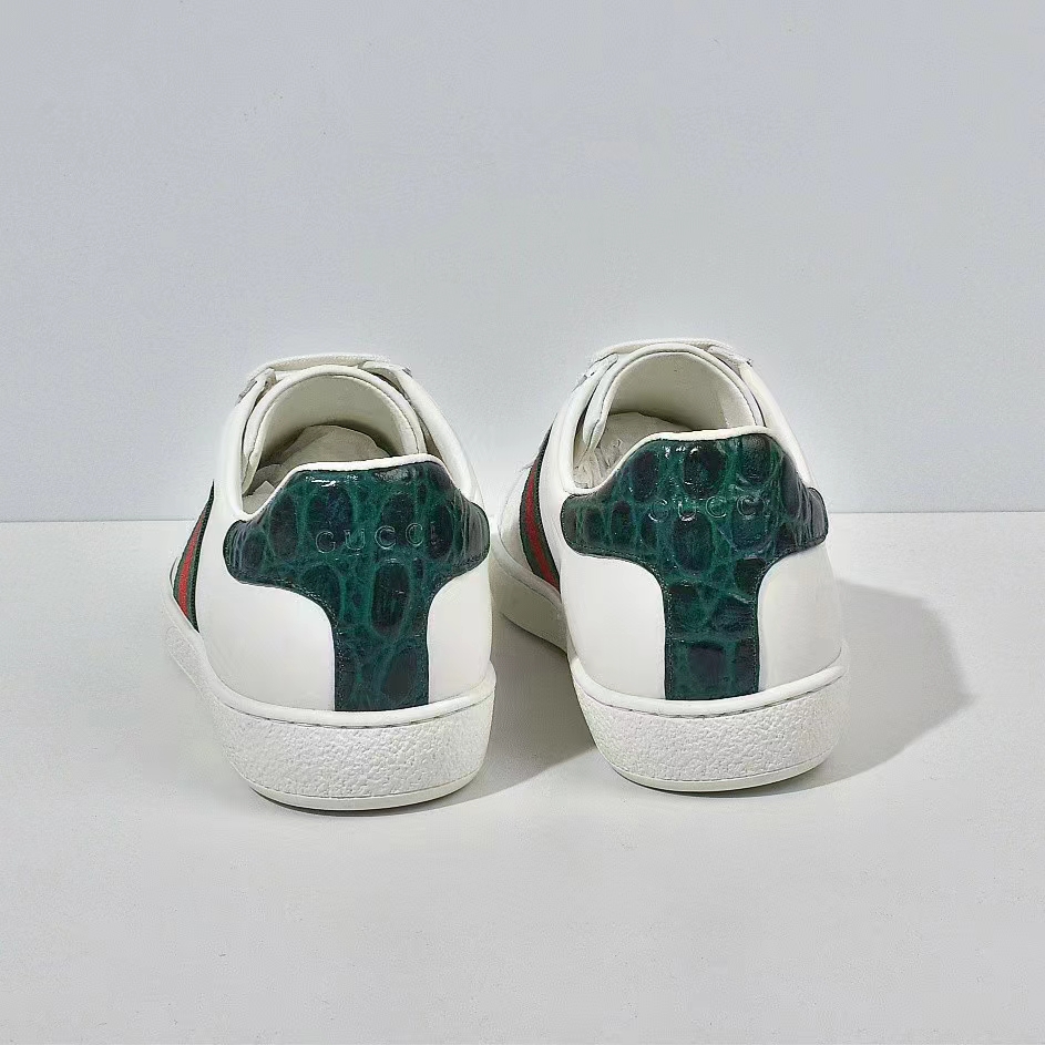 Gucci Logo Sneaker - FashionPlug