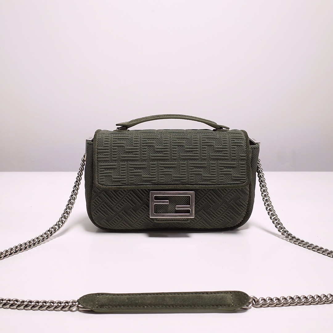 Fendi Iconic Medium Baguette Bag With Chain  (24-14.5-7CM)   8BR793 - FashionPlug