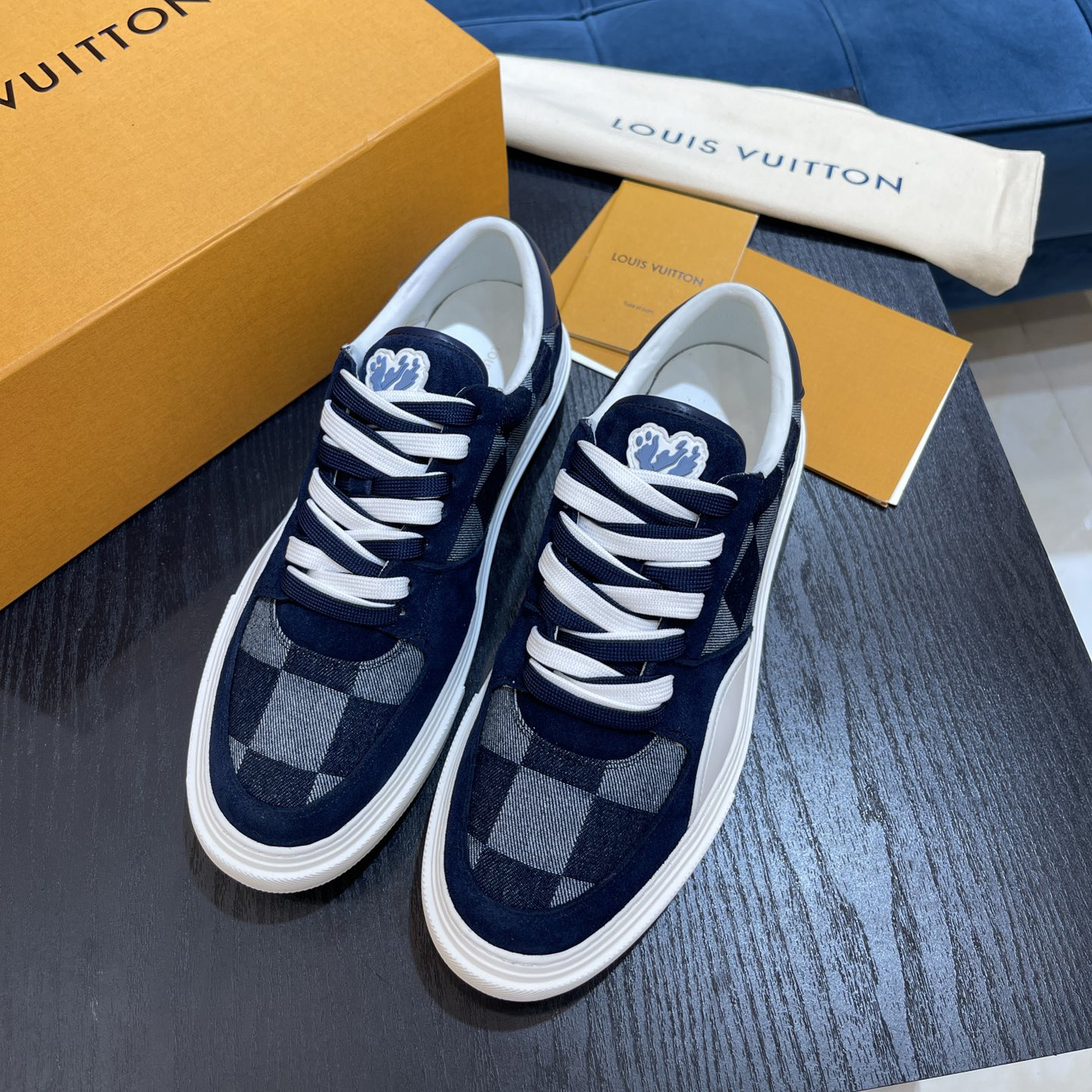 Louis Vuitton LV Ollie Sneaker      - FashionPlug