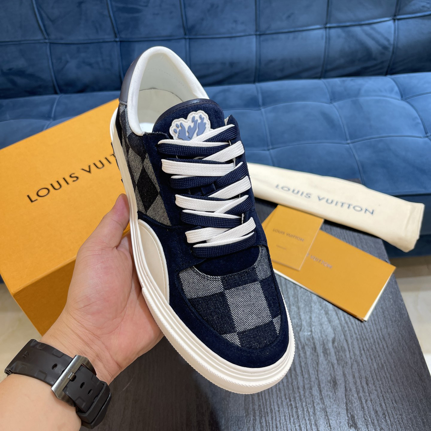 Louis Vuitton LV Ollie Sneaker      - FashionPlug