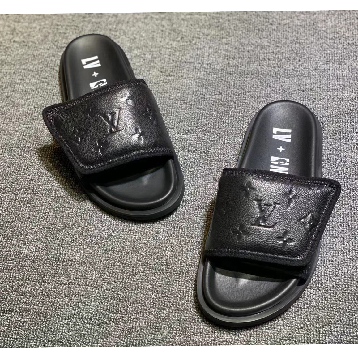 Louis Vuitton Pool Pillow Comfort Mules - FashionPlug