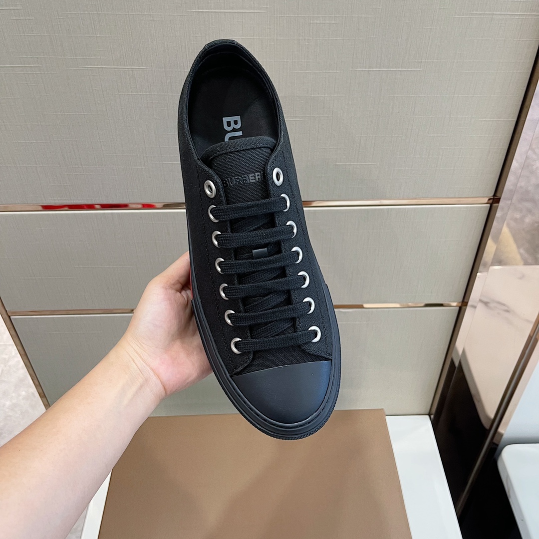 Burberry Logo Detail Cotton Sneakers - FashionPlug
