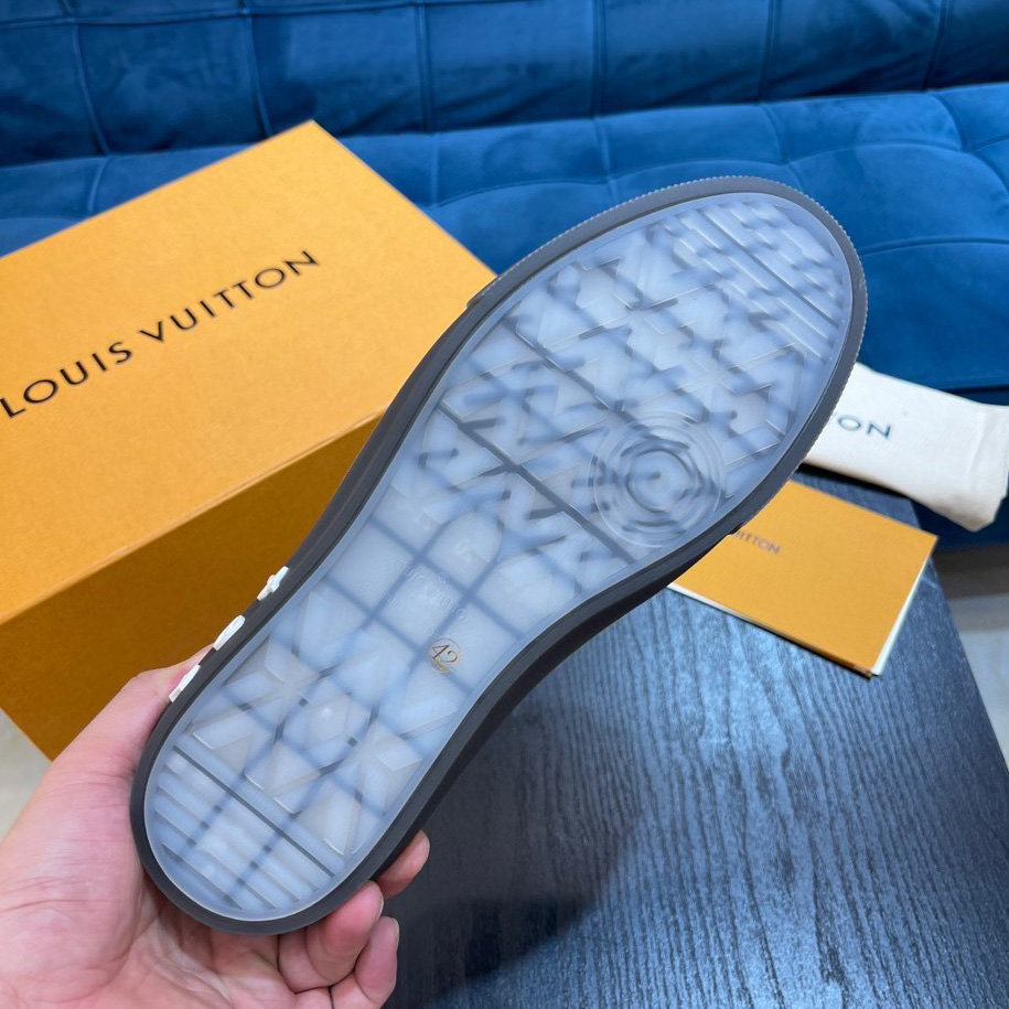 Louis Vuitton LV Ollie Sneaker     1A9YTQ - FashionPlug