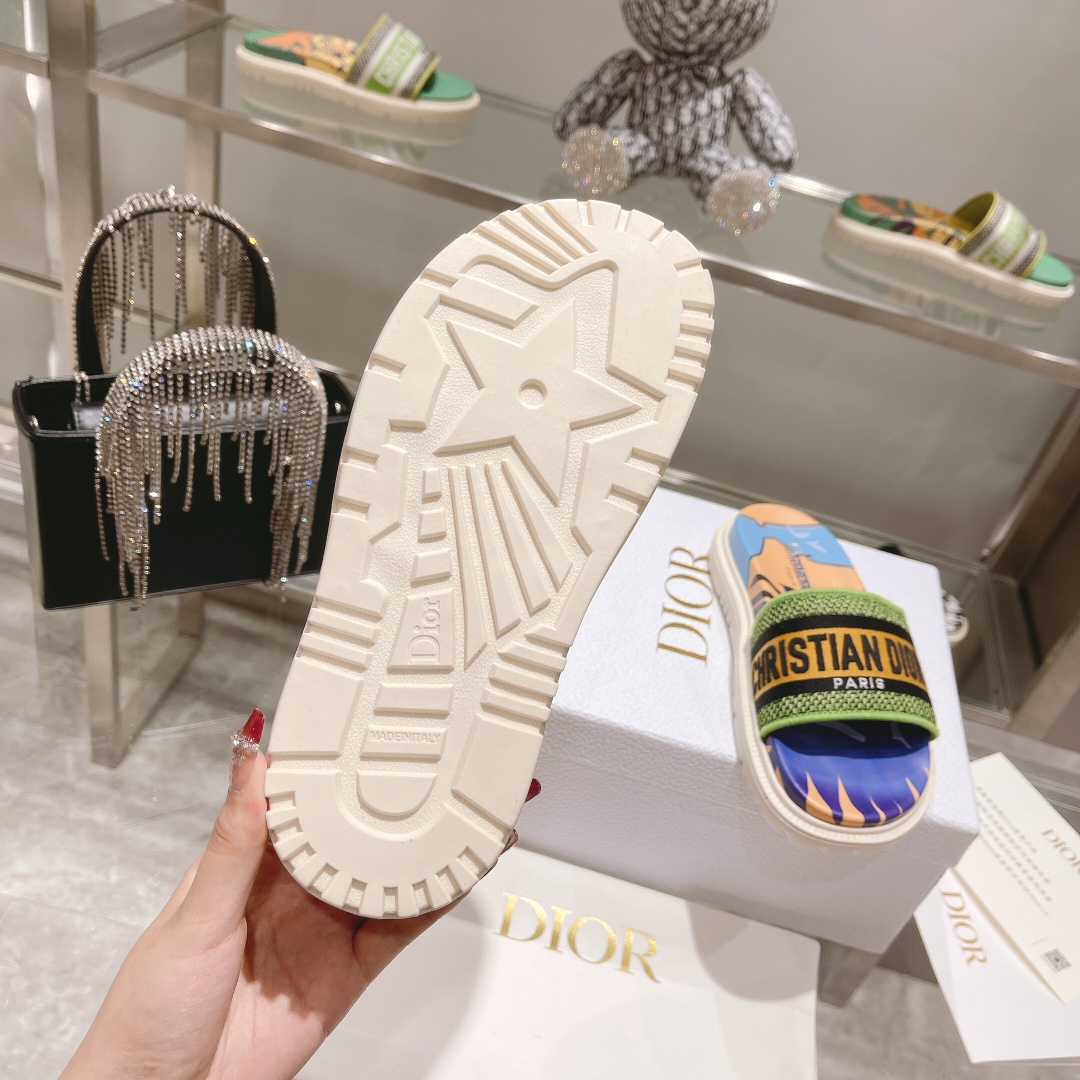 Dior Dway Slide - FashionPlug