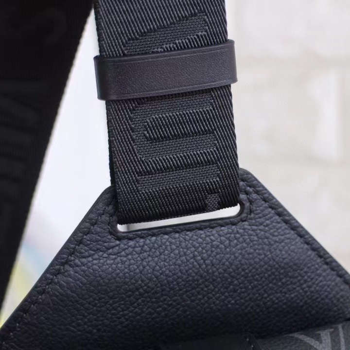 Louis Vuitton Saumur Slingbag(13-18-3.5CM)  M45912 - FashionPlug