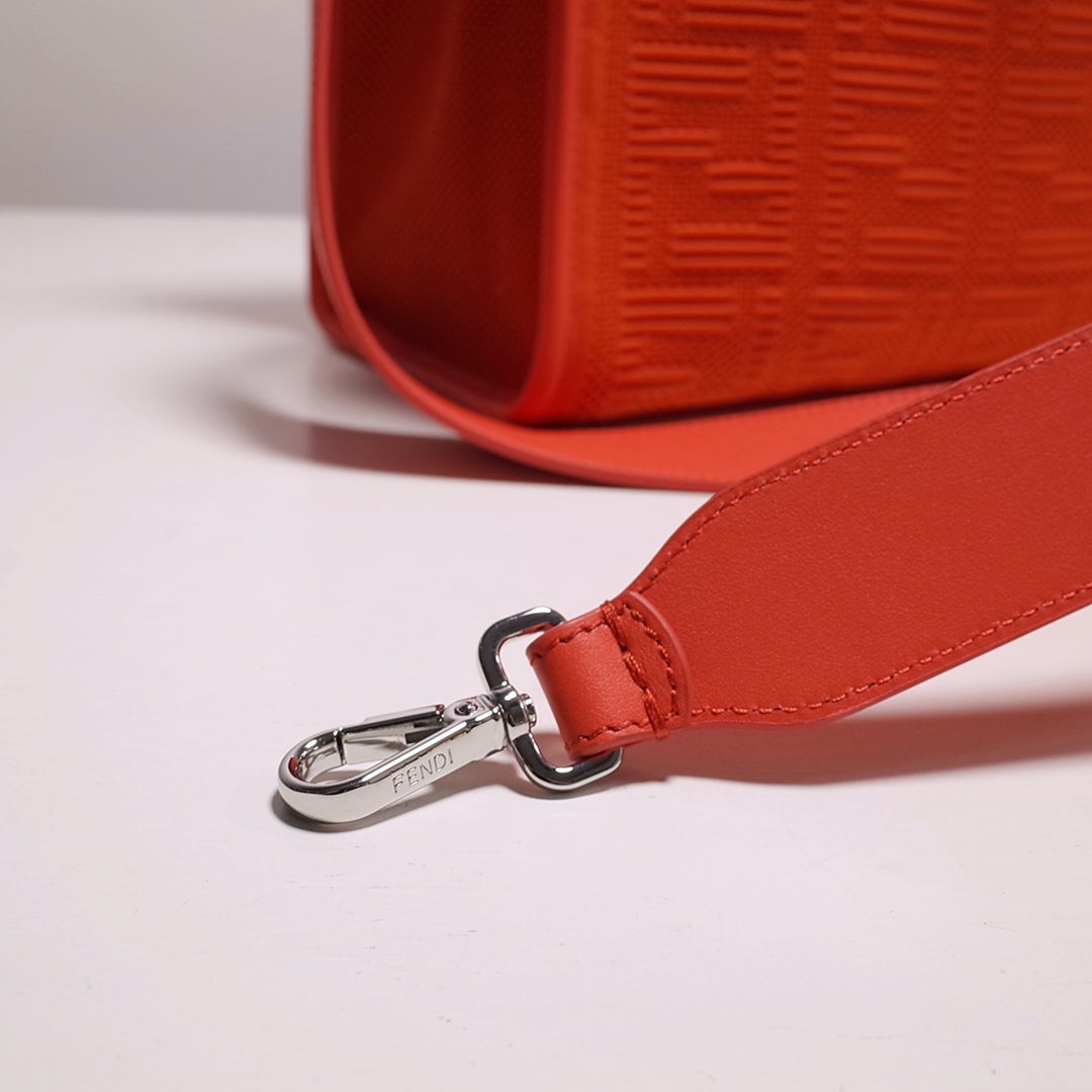 Fendi Sunshine Medium Shopper Bag In Red (35-31-17cm)  8BH386 - FashionPlug