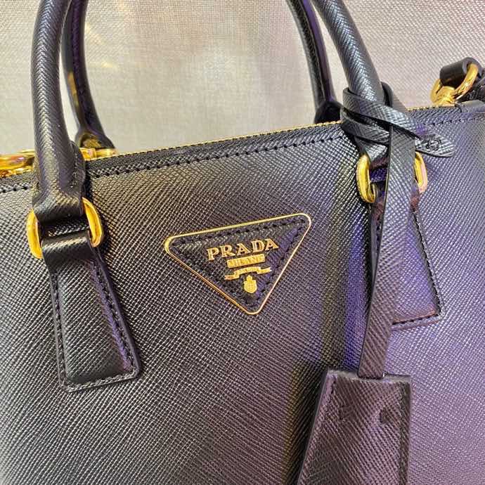 Prada Galleria Saffiano Leather Micro-Bag(20-14.5-9.5cm)   1BA906 - FashionPlug