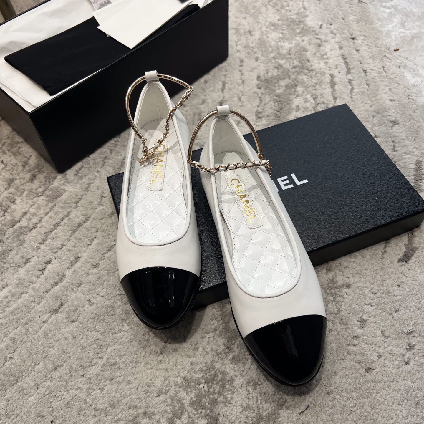 Dior Lambskin & Patent Calfskin Black Ballerinas - FashionPlug