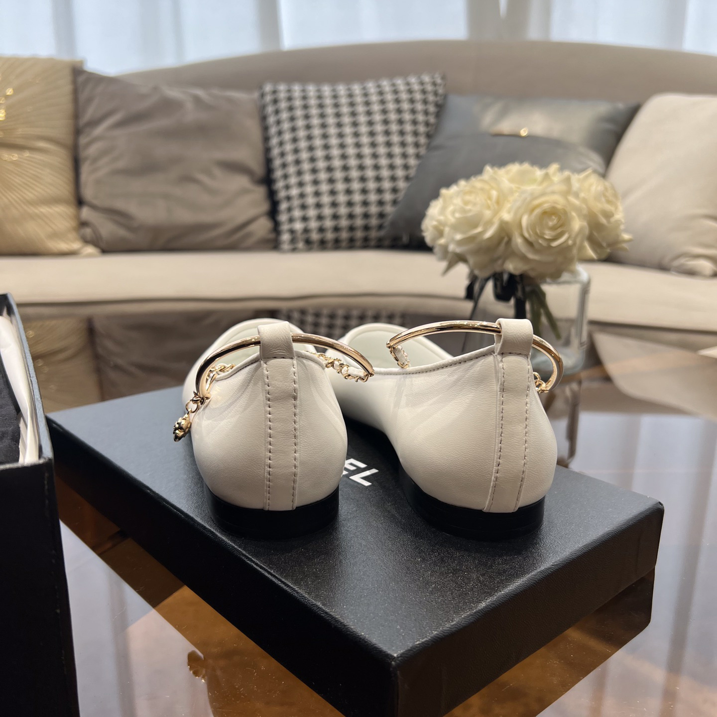 Dior Lambskin & Patent Calfskin Black Ballerinas - FashionPlug