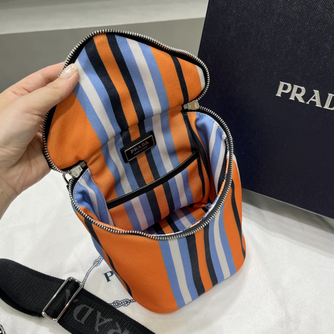 Prada Printed Canvas Shoulder Bag(21-15-15cm)   2VH147 - FashionPlug