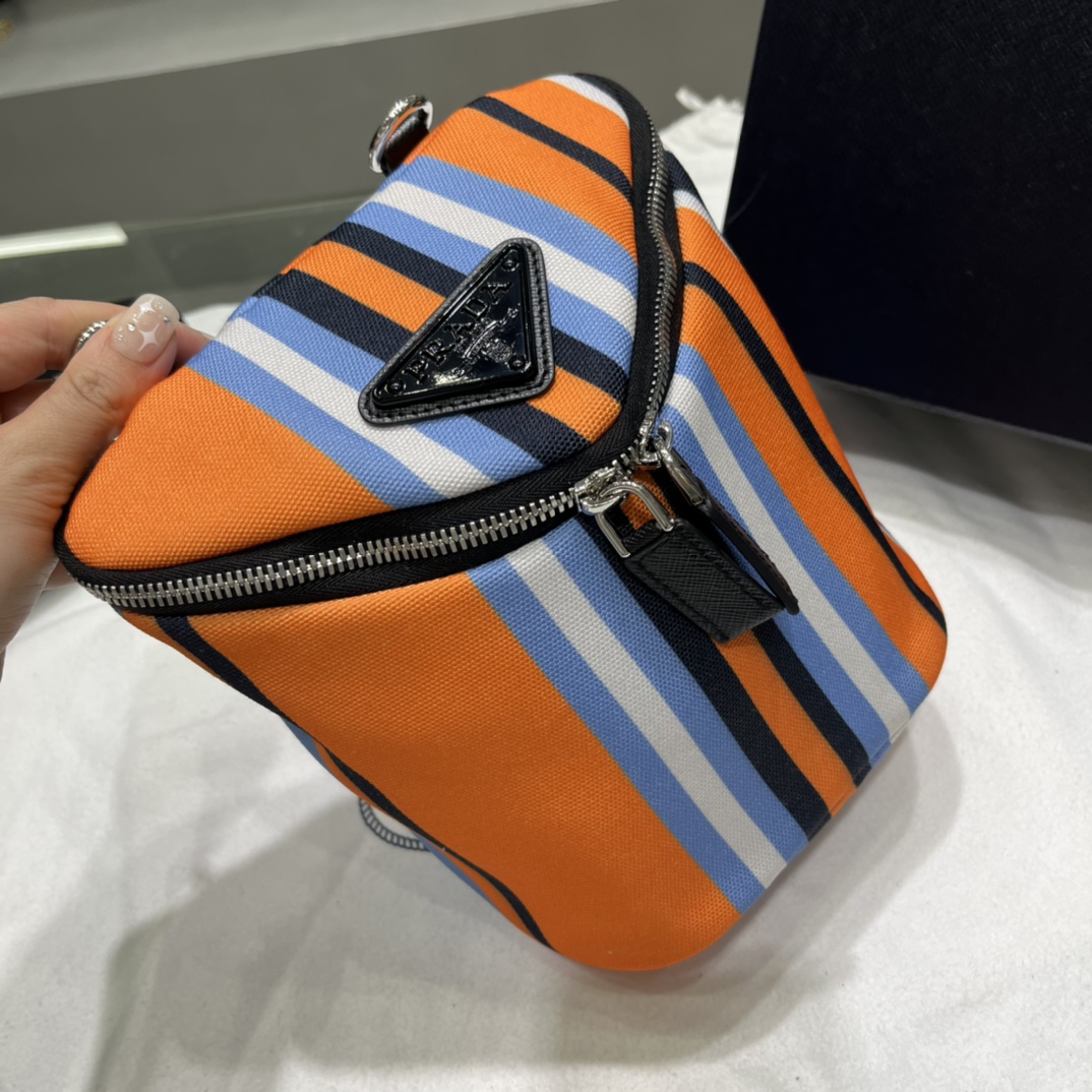 Prada Printed Canvas Shoulder Bag(21-15-15cm)   2VH147 - FashionPlug