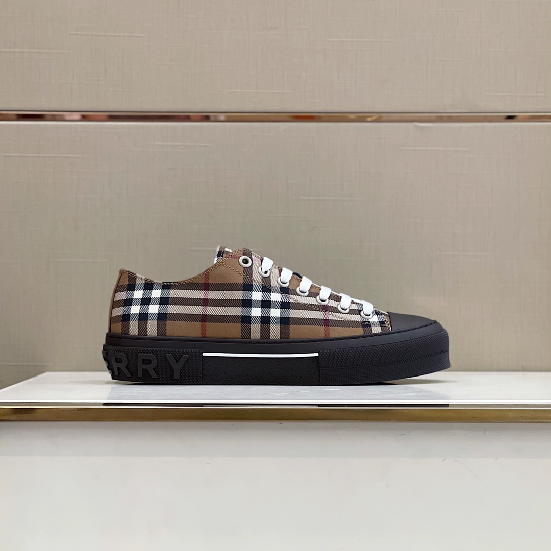 Burberry Vintage Check Cotton Sneakers - FashionPlug