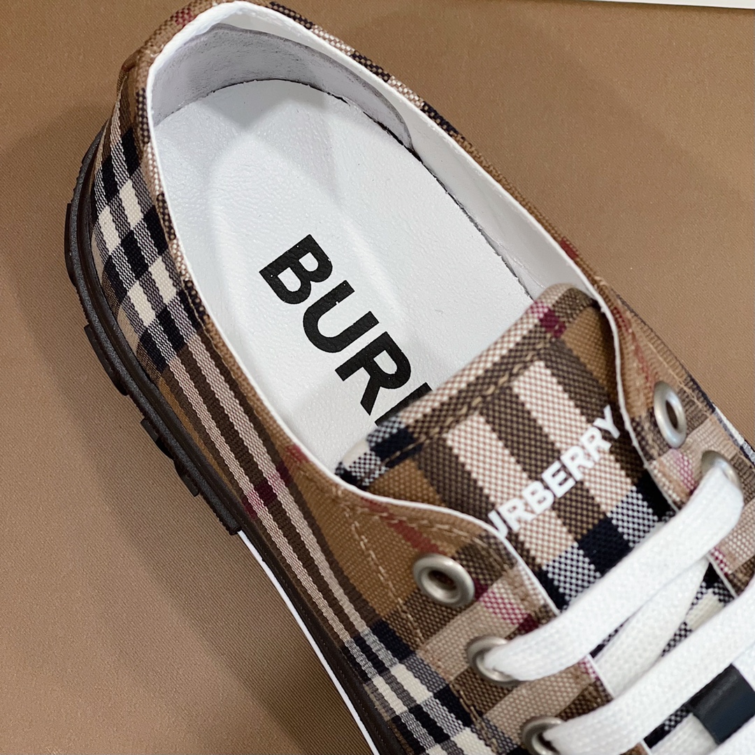 Burberry Vintage Check Cotton Sneakers - FashionPlug