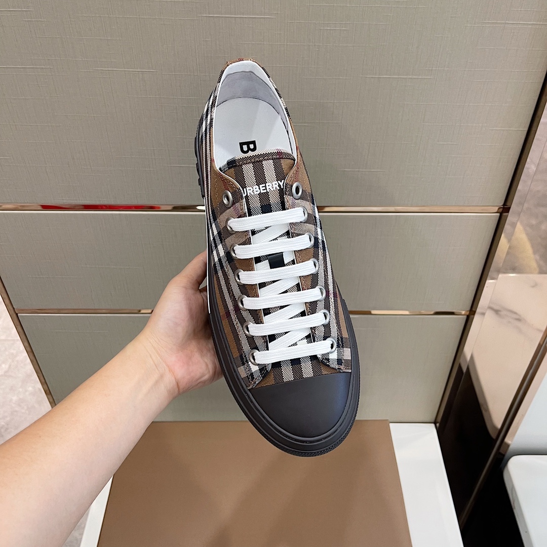 Burberry Vintage Check Cotton Sneakers - FashionPlug
