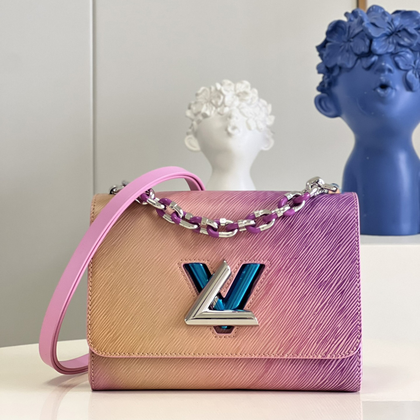 Louis Vuitton Twist MM Handbag(23-17-9.5CM)  M59894 - FashionPlug