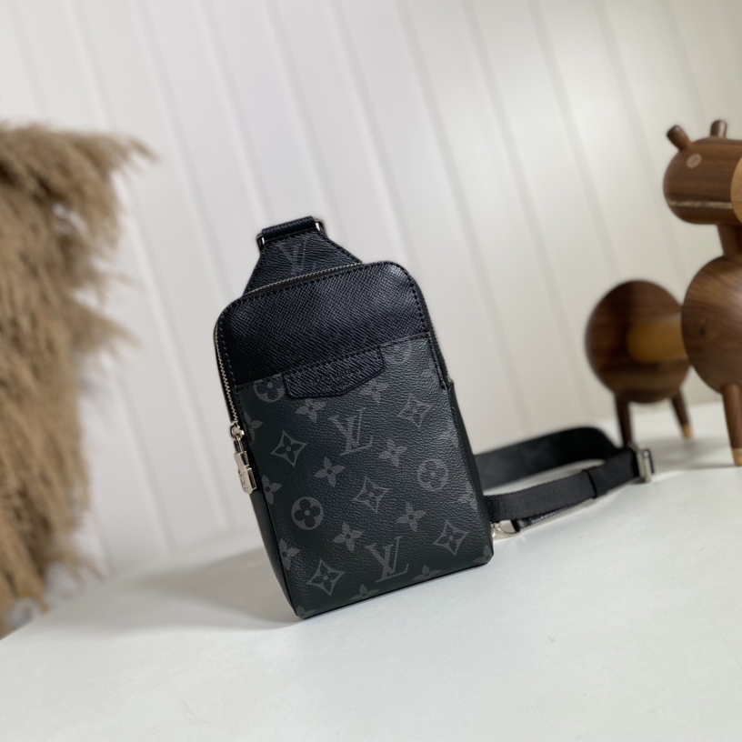 Louis Vuitton Outdoor Slingbag(13-21-5cm)   M30741 - FashionPlug