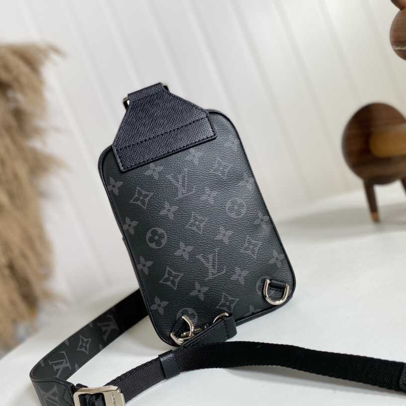 Louis Vuitton Outdoor Slingbag(13-21-5cm)   M30741 - FashionPlug