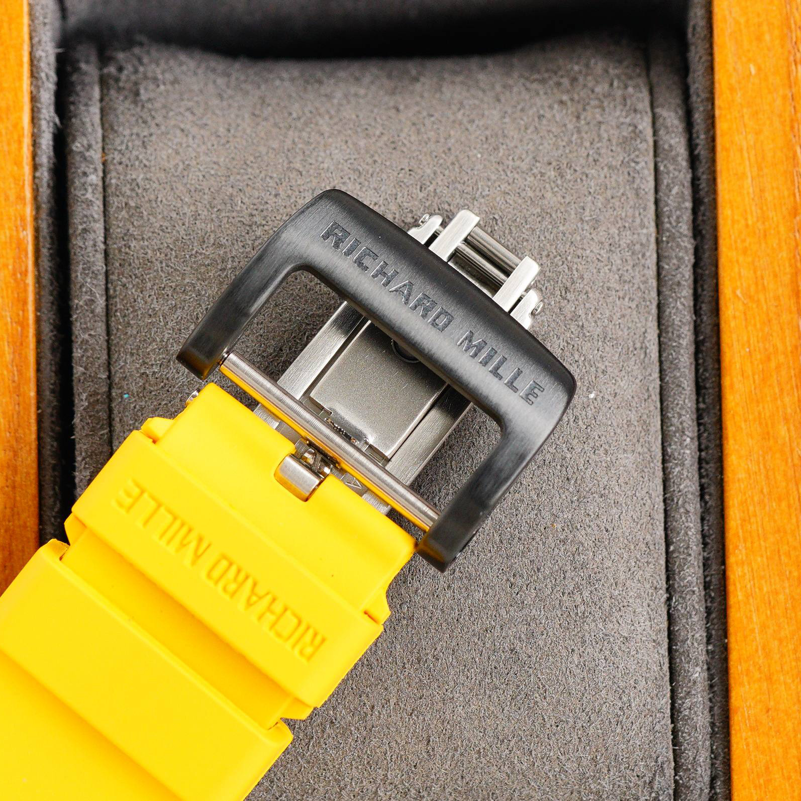 Richard Miller RM11-03 Watch(40x50x16mm  ) - FashionPlug