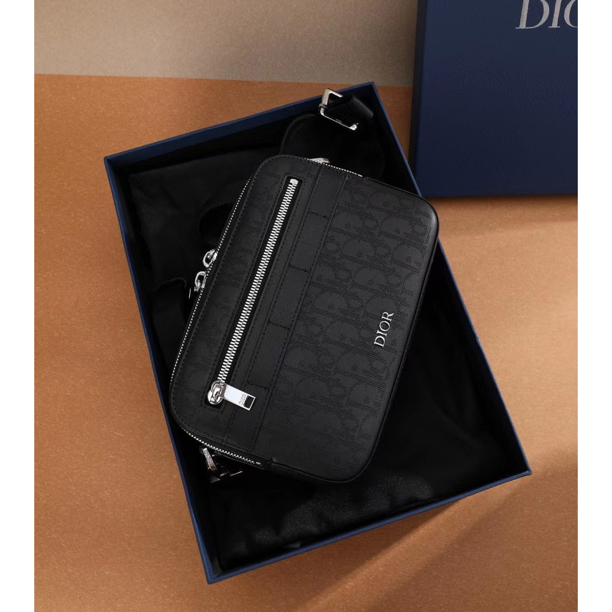Dior Black Obique Galaxy Leather Safari Messenger Bag(22-15-6cm) - FashionPlug