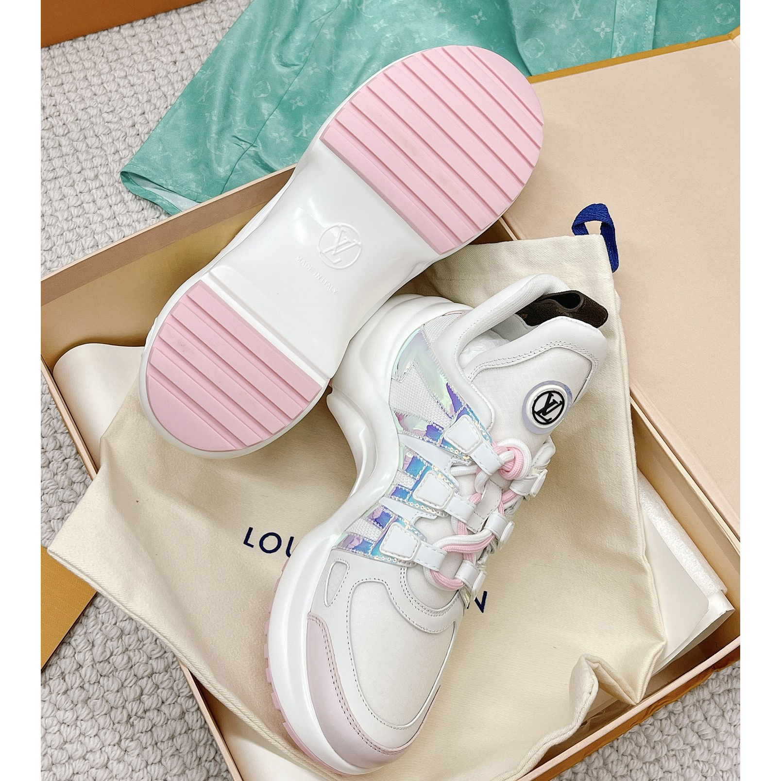Louis Vuitton LV Archlight Sneaker    - FashionPlug