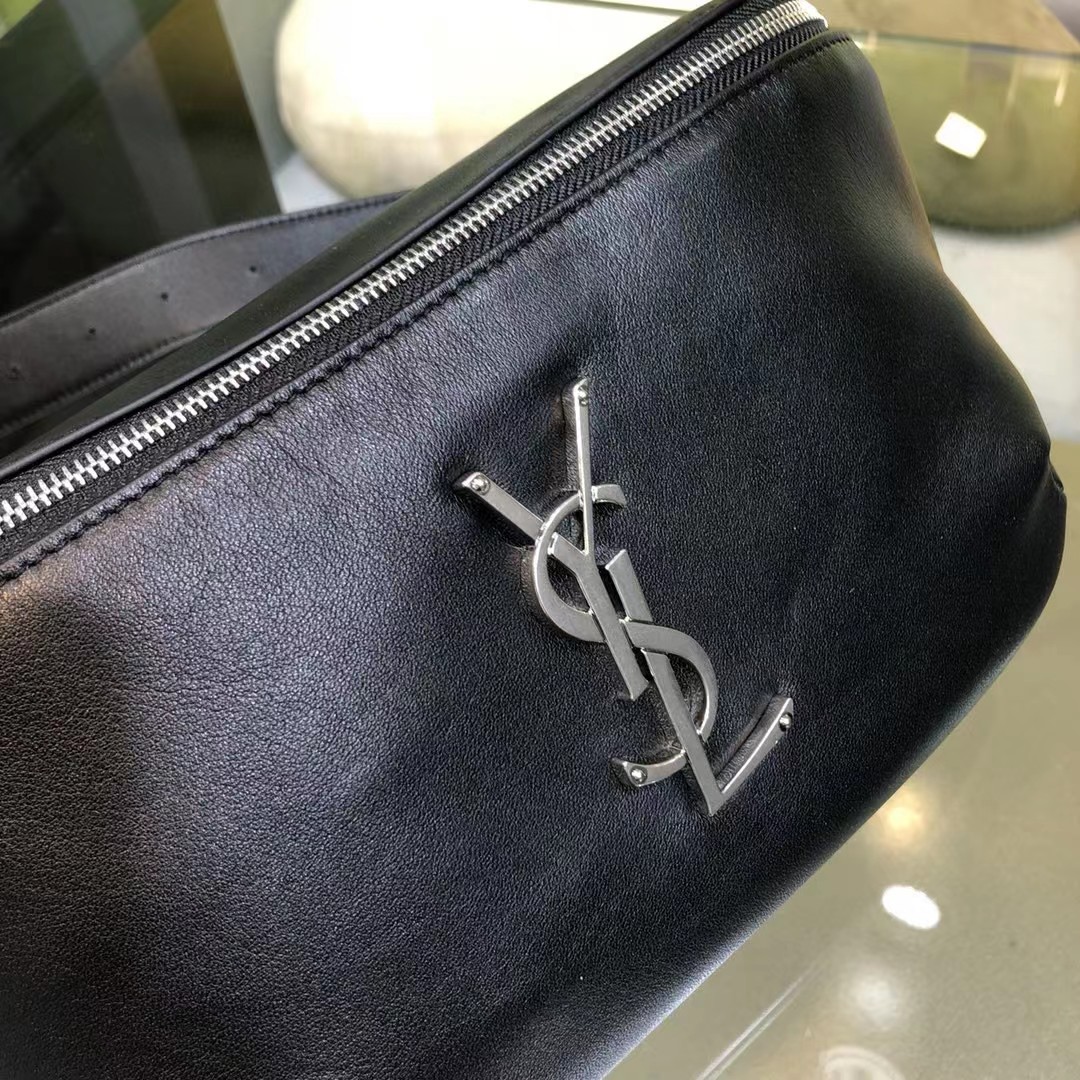 Saint Laurent Logo Bumbag（25-14-3.5cm） - FashionPlug