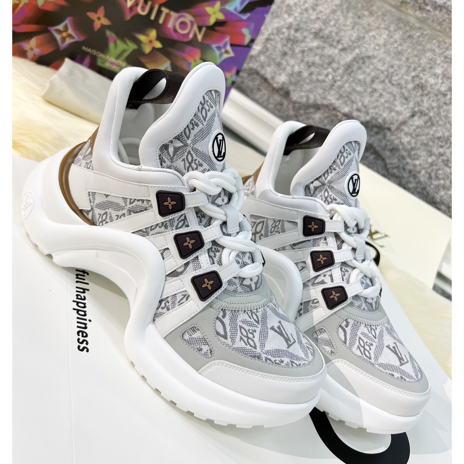 Louis Vuitton LV Archlight Sneaker   1AAIX3 - FashionPlug